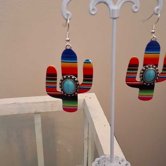 💥SALE💥Rainbow/Turquoise Stone NEW Boho Chic Cactus Dangle Earrings - Picture 6 of 6
